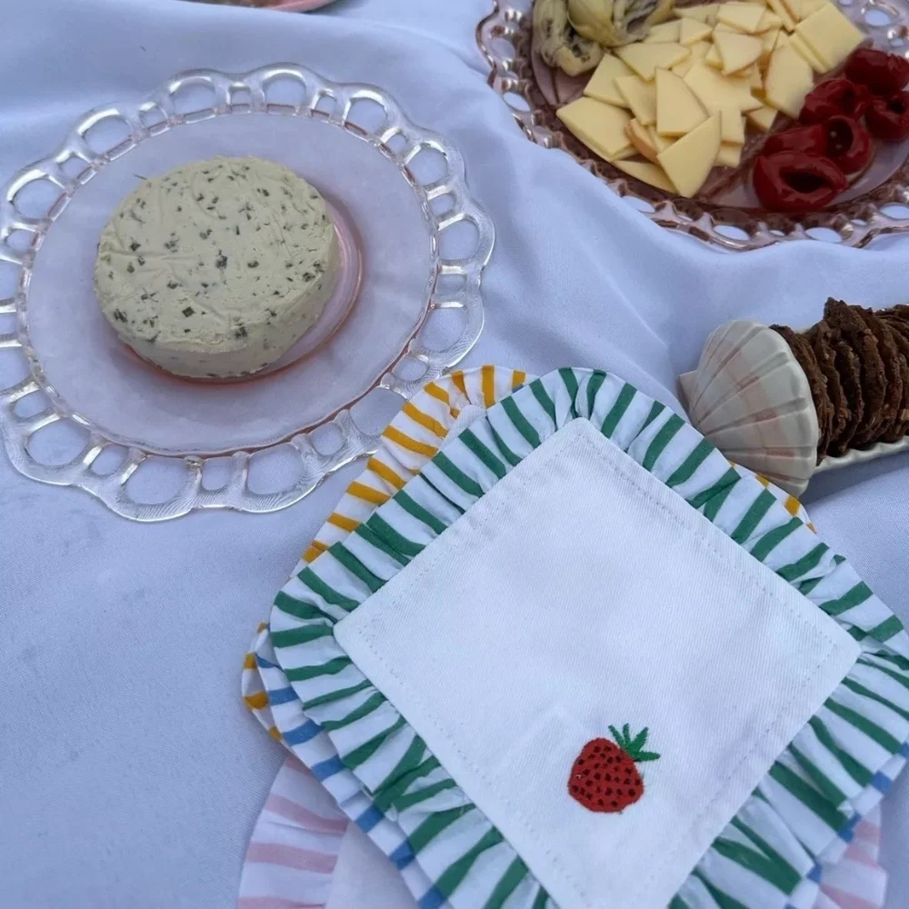 NWT Anthropologie Pernille Rosenkilde Set of four Cocktail Napkins